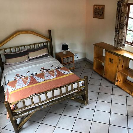 Bushbaby Lodge & Camping Hluhluwe Habitación foto